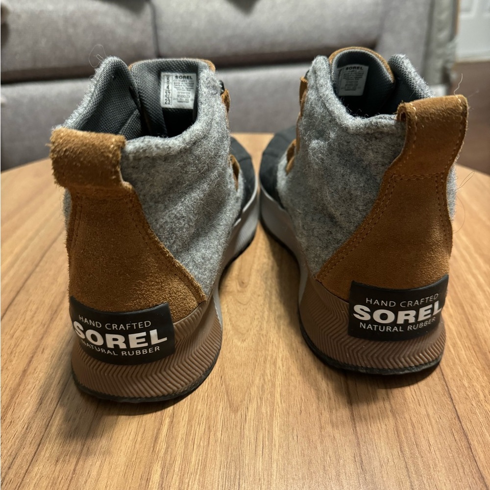 Sorrel Booties - Picture 2 of 3